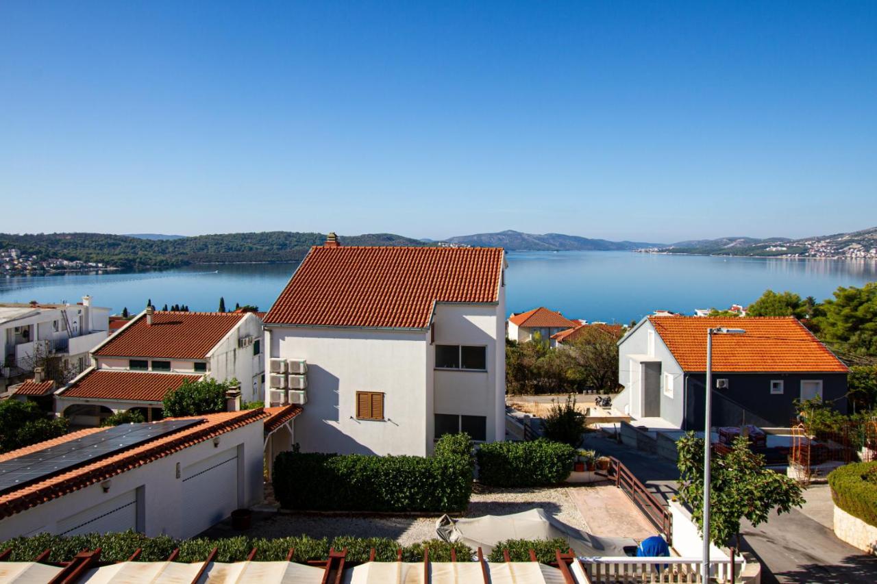 Villa Bianca Trogir Eksteriør billede