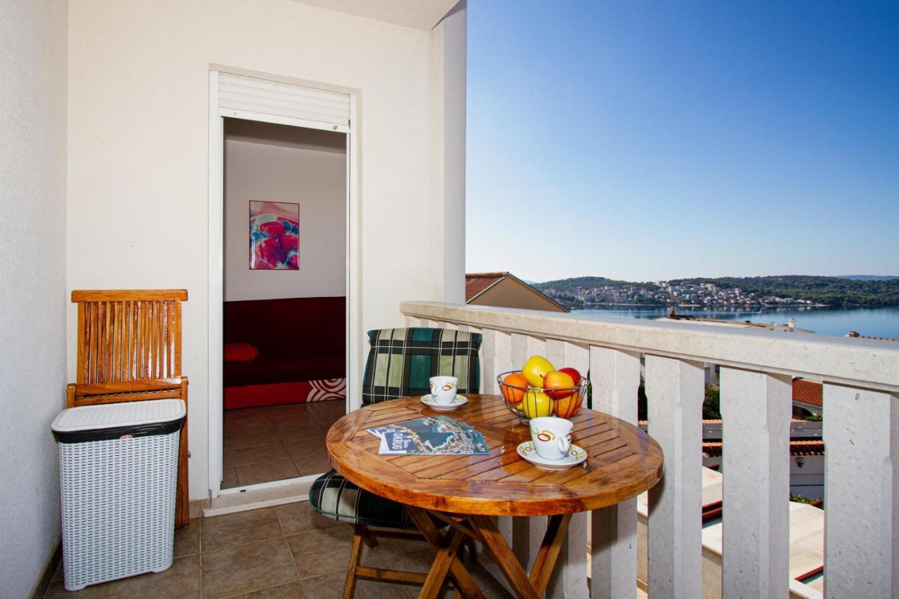 Villa Bianca Trogir Eksteriør billede