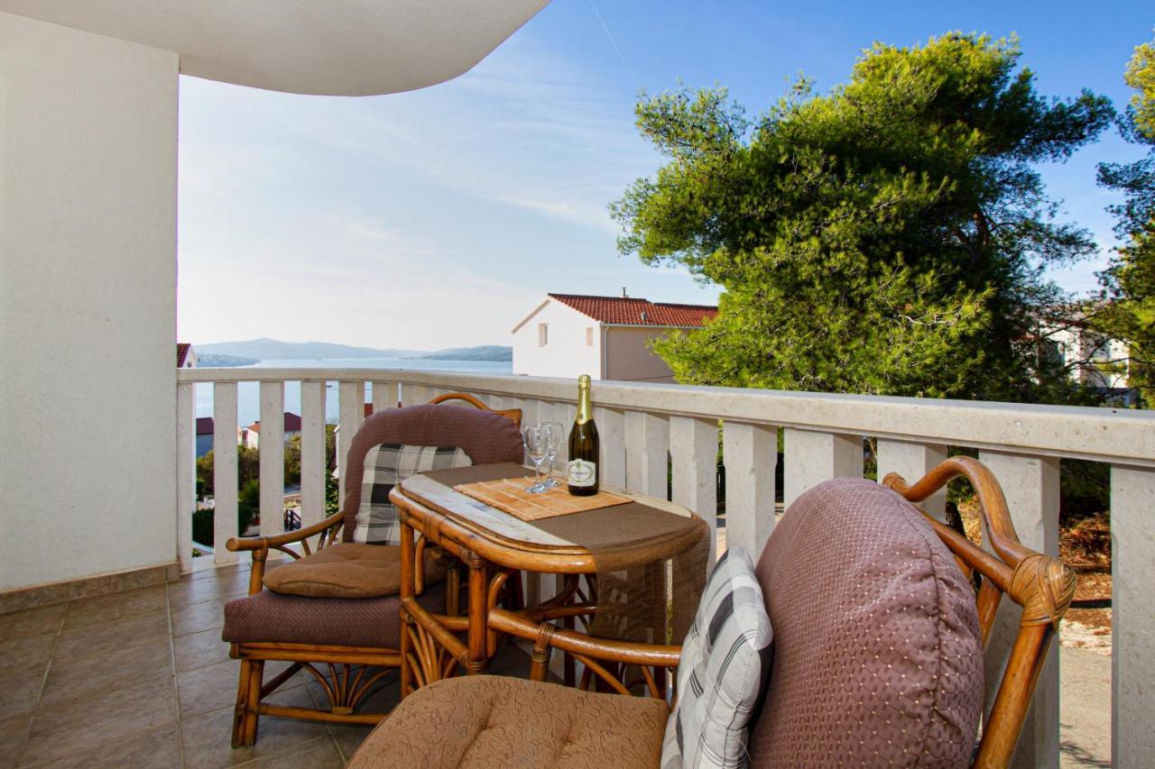 Villa Bianca Trogir Eksteriør billede