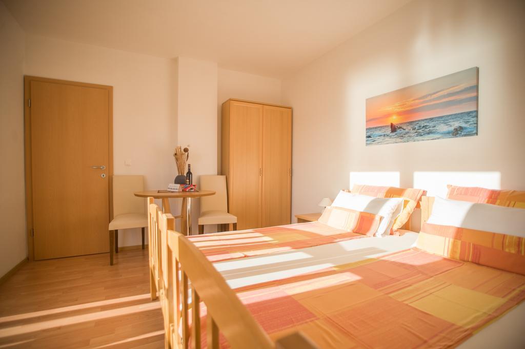 Villa Bianca Trogir Eksteriør billede